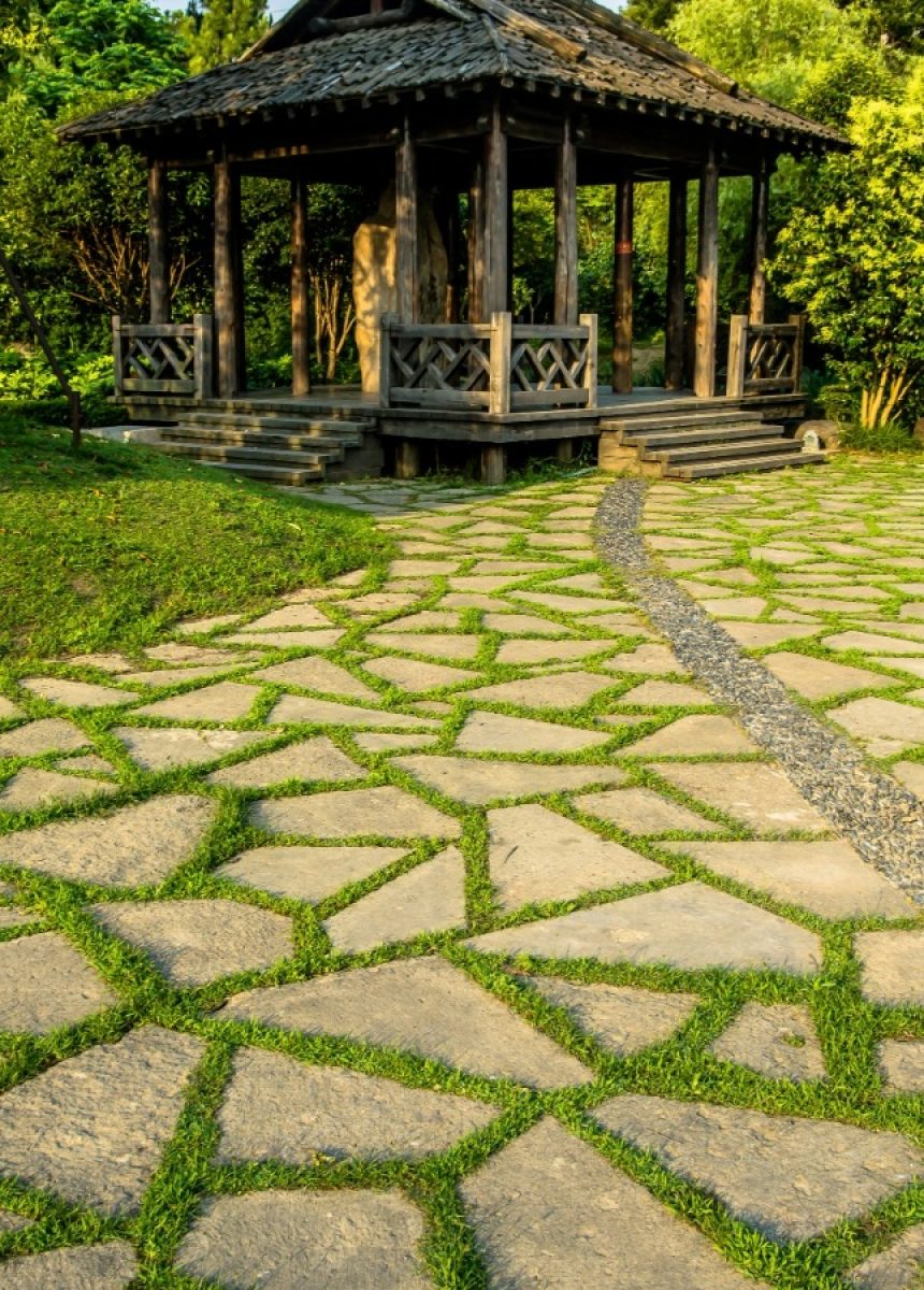 resort landscaping, stone paving